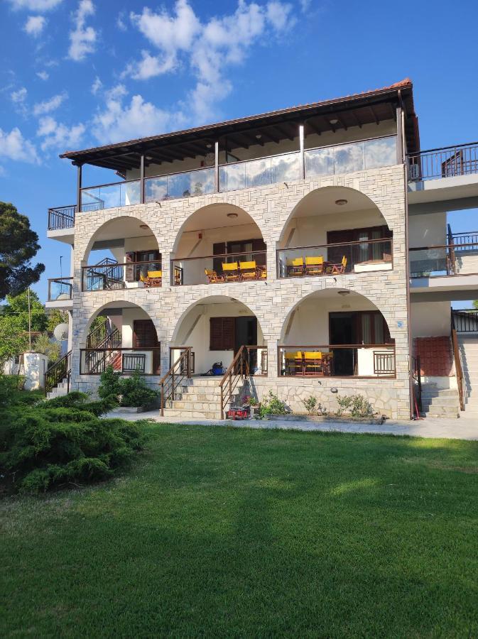 Aegialis Apartments Vourvourou Exterior foto