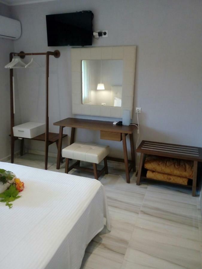 Aegialis Apartments Vourvourou Exterior foto